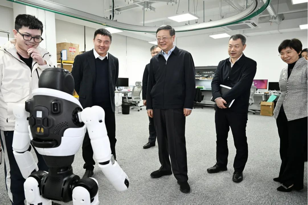 上海市委书记陈吉宁专题调研多宝电竞机器人